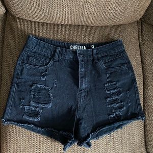 Black raw dentin jean shorts